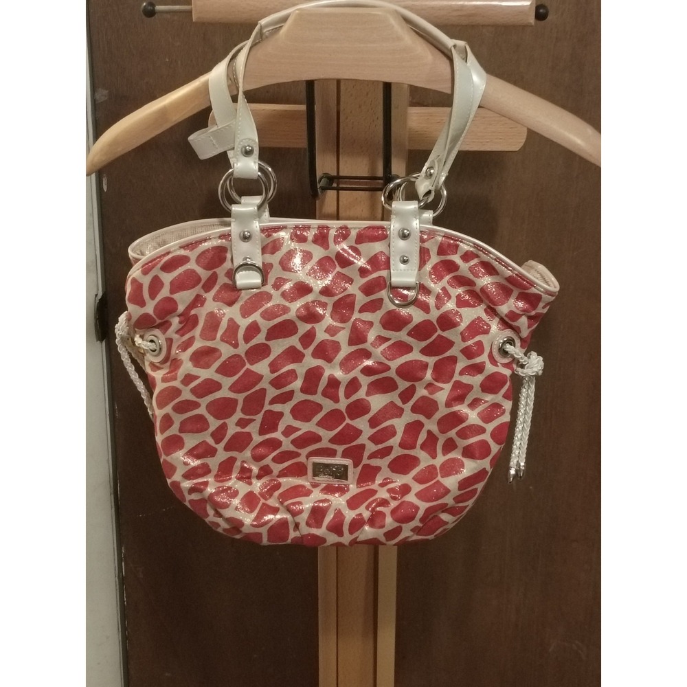 Beijo Couture Purse Leather Sparkly Red/Off White New Without‎ Tag Purse.